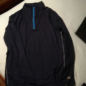 3/4 zip athletic shirt